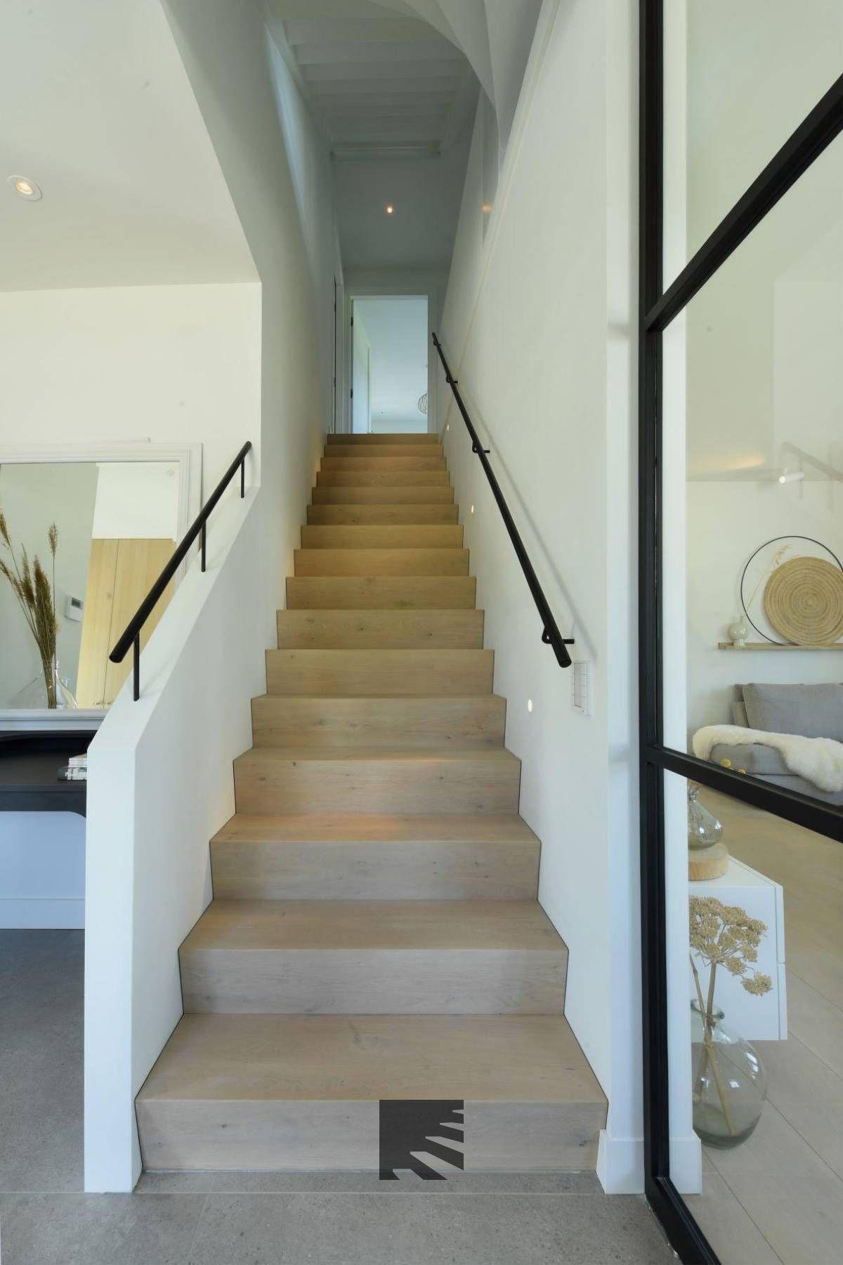 strakke trap met fijne details