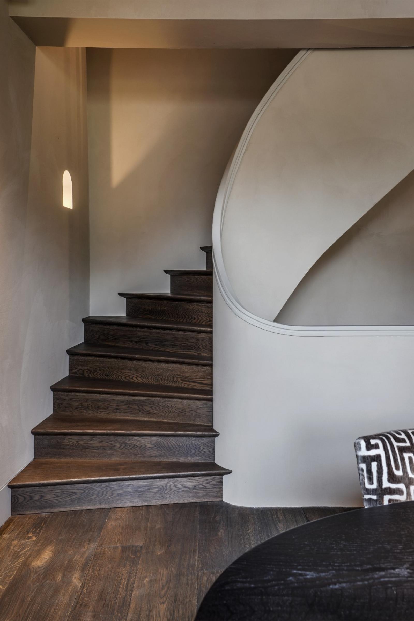 Aansluiting trap en vloer