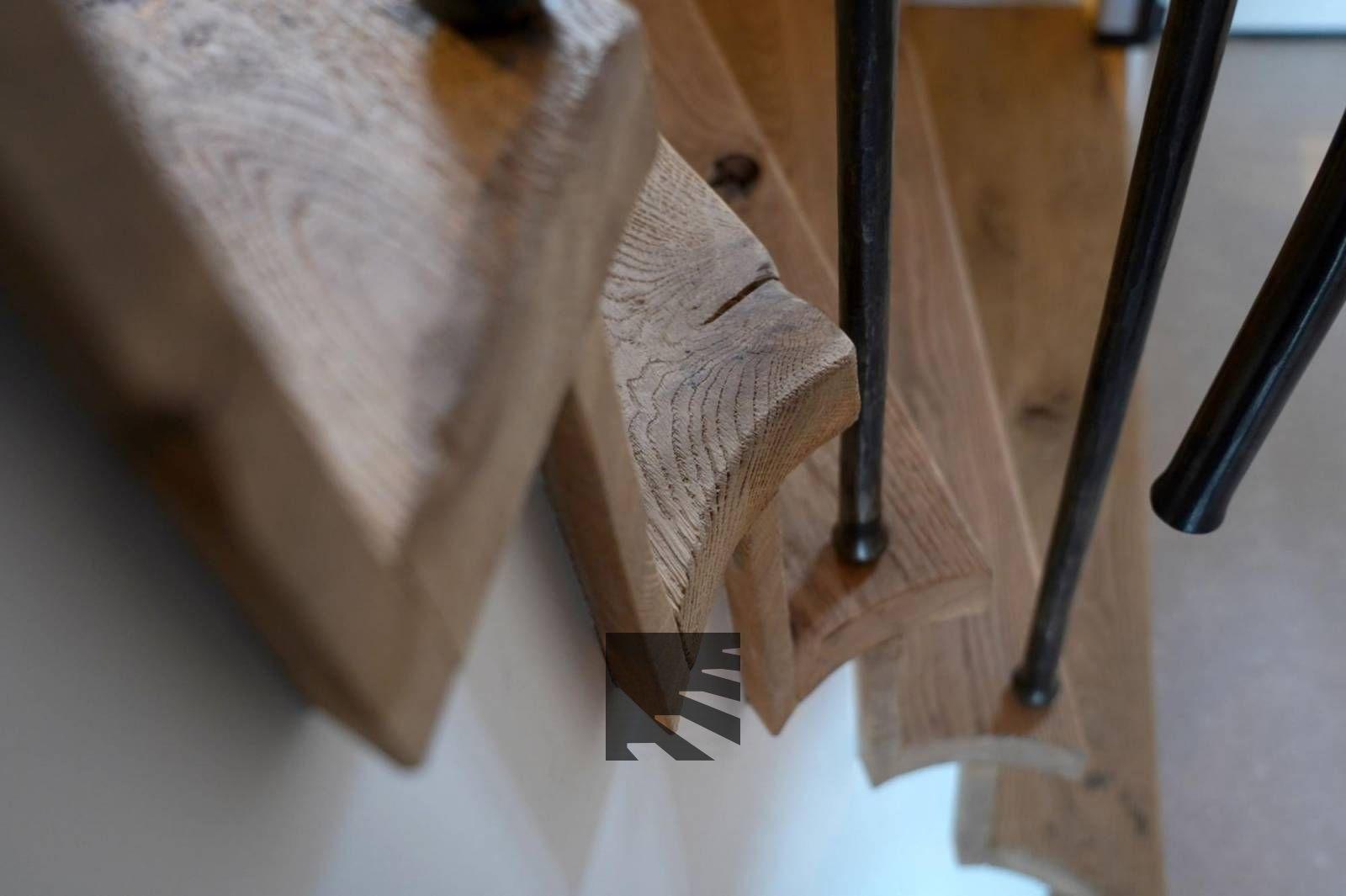 Detail eiken trap